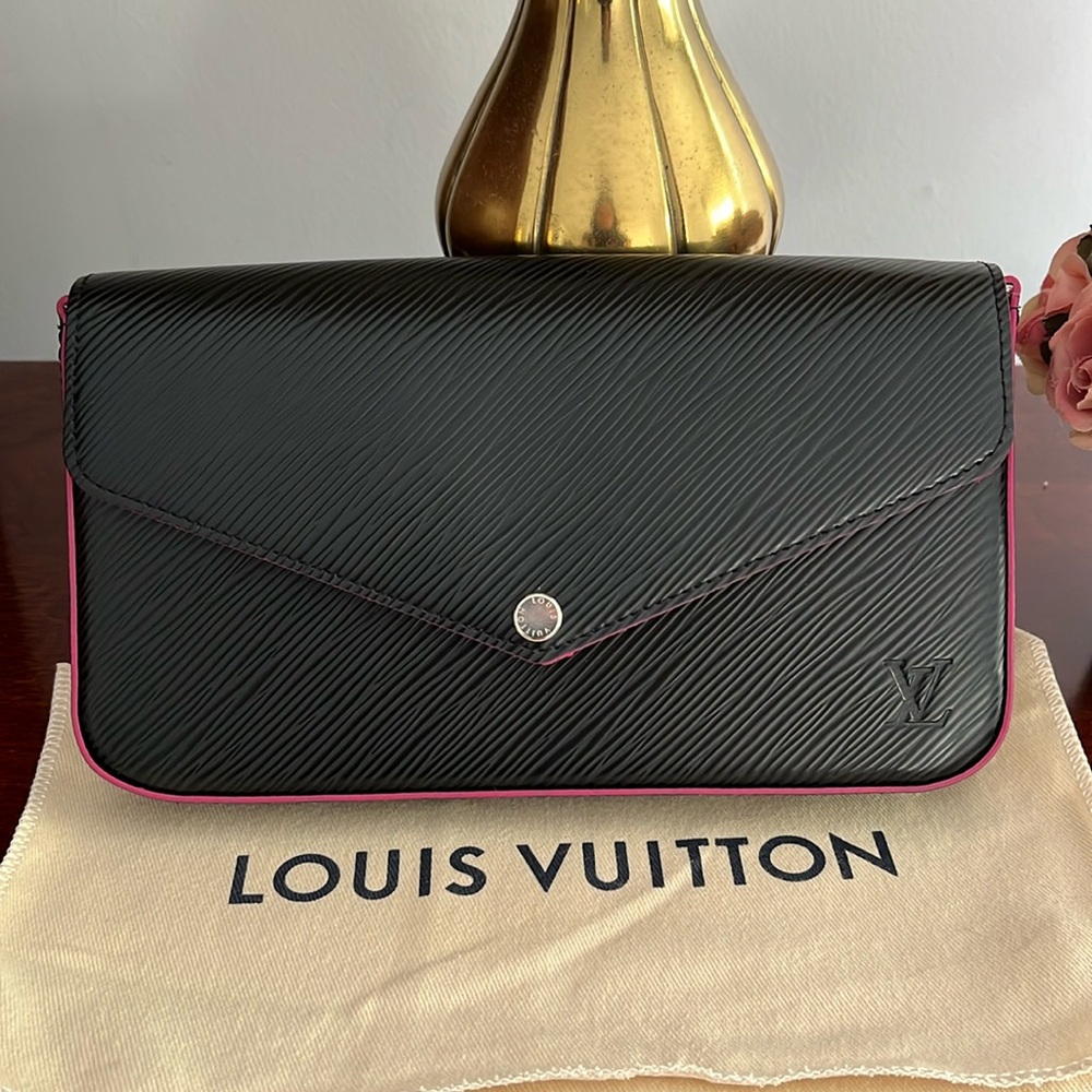 Louis Vuitton Pouchette